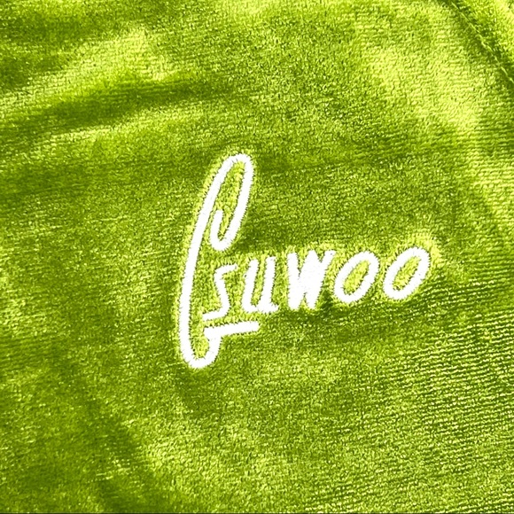 Gsuwoo Women's Vintage All Time Velour Shorts - Picture 4 of 7